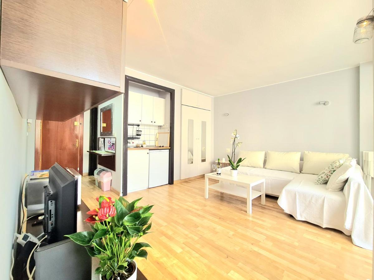 Aa Guest - El Mono De Torre Del Mar Eco Apartment Bagian luar foto
