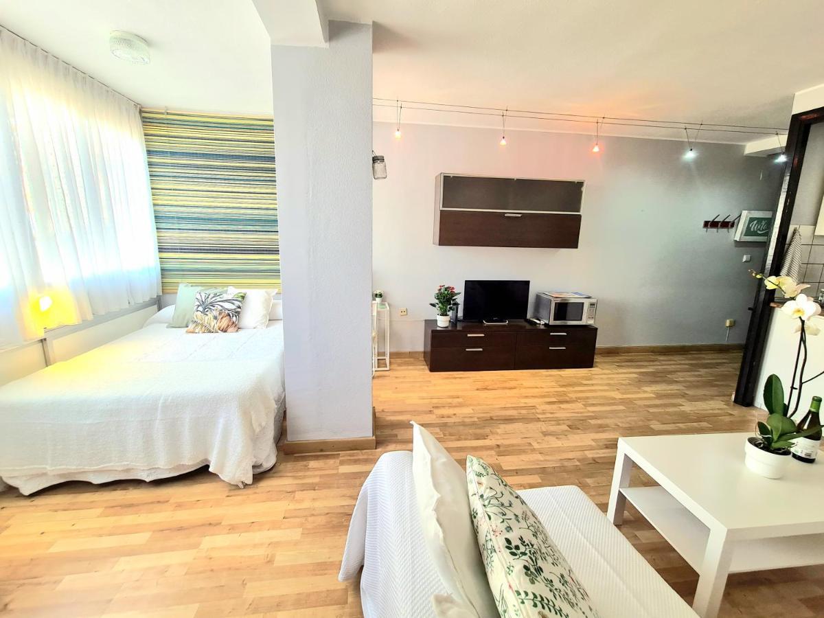 Aa Guest - El Mono De Torre Del Mar Eco Apartment Bagian luar foto